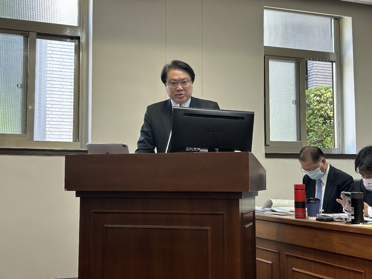 Minister of the Interior, Lin Youchang, attended the Legislative Yuan's meeting