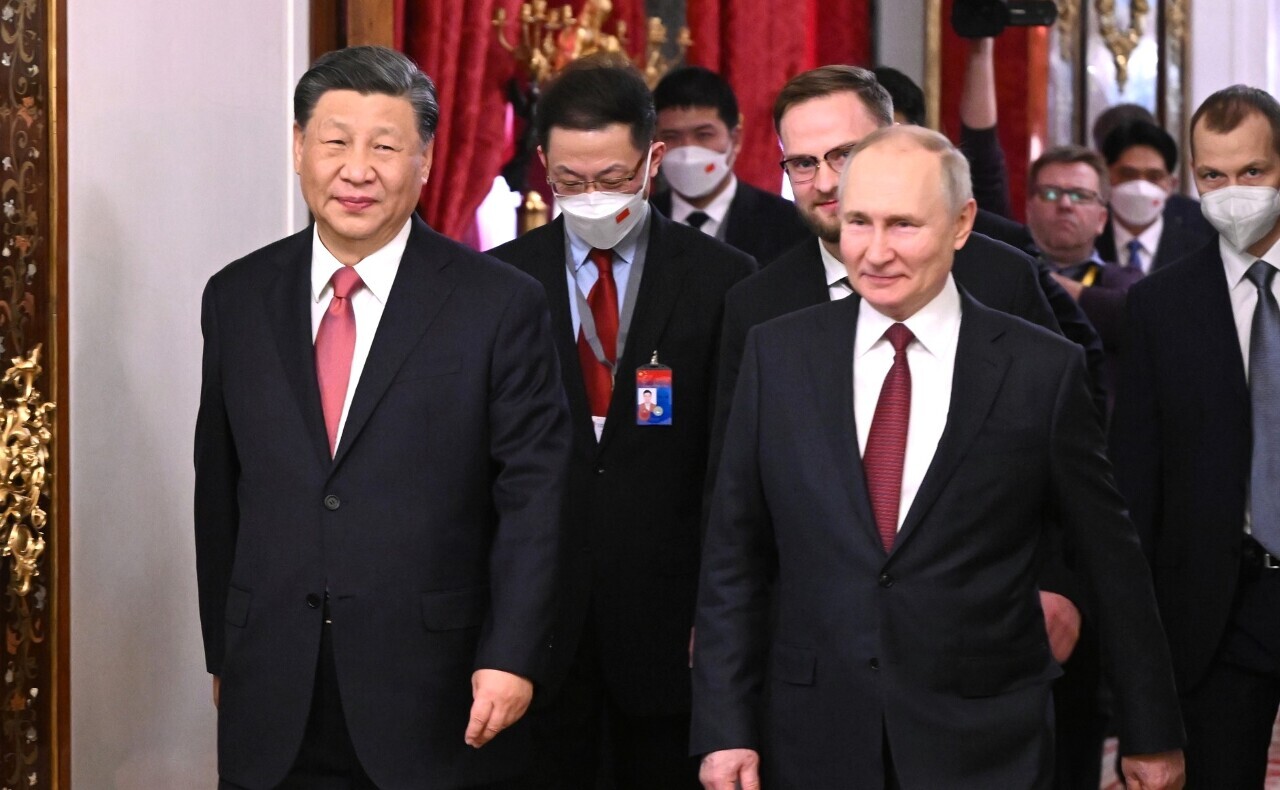 Ang Pangulo ng Tsina na si Xi Jinping ay nagsagawa ng pormal na pakikipag-usap kay Russian President Vladimir Putin sa Kremlin noong hapon ng ika-21. (Photo:Kremlin)