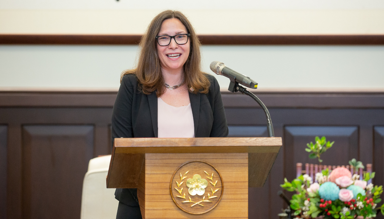 Makikipagtulungan ang US sa mananalo sa 2024 presidential election ng Taiwan: Ayon sa AIT Chairperson